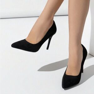 SHEIN Black Classic Heels size 8.5